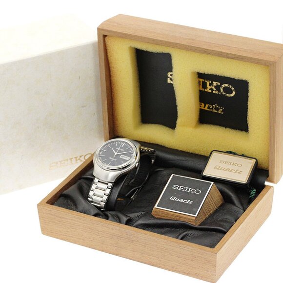 SEIKO 3823-7000 Day date black Dial Quartz Men's Watch_883604 - Picture 1 of 7